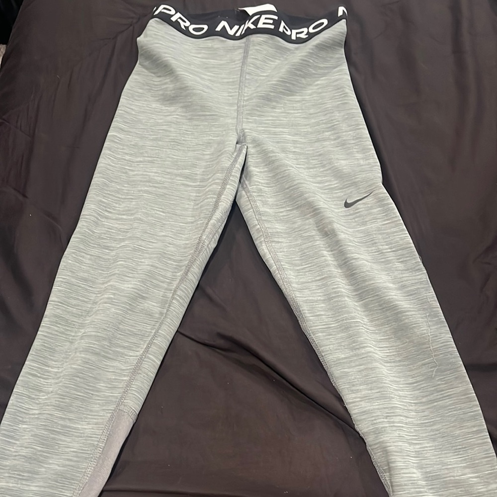 grey nike pro high waisted leggings